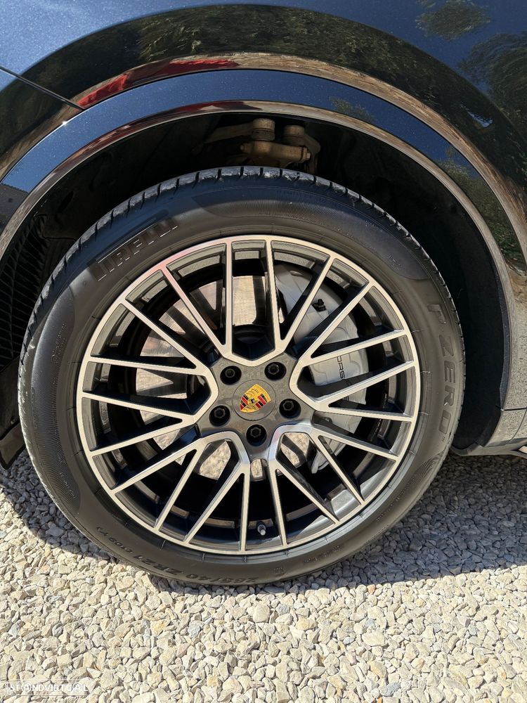 Porsche Cayenne Turbo - 5