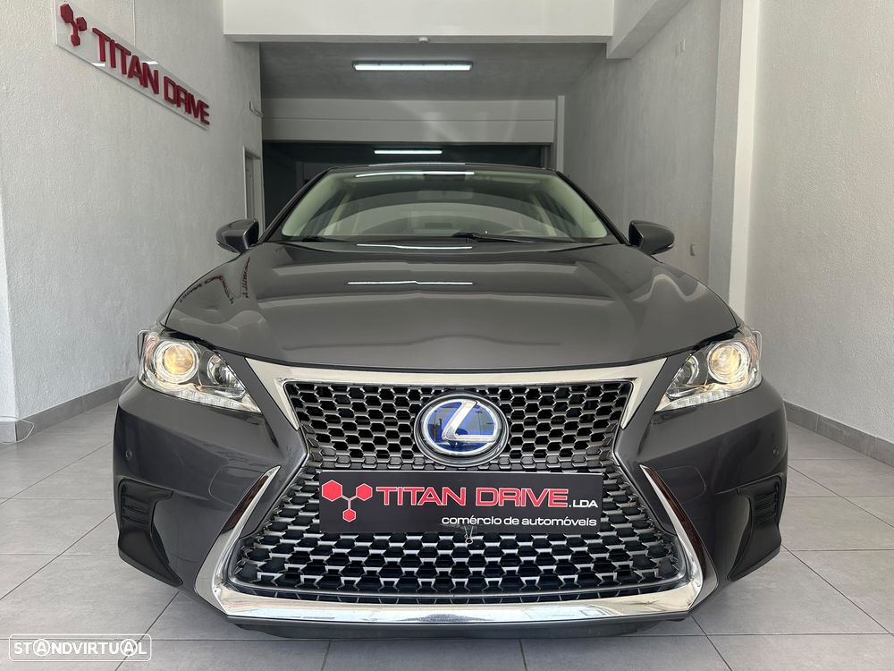 Lexus CT 200h Business - 3