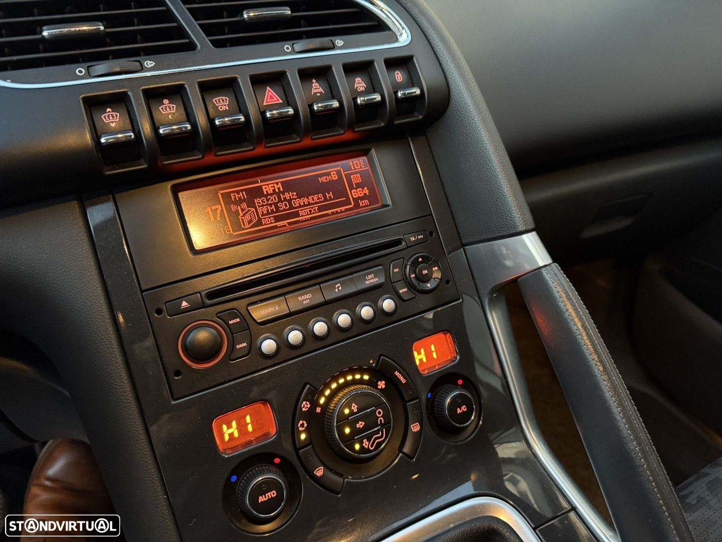 Peugeot 3008 1.6 HDi Premium - 9