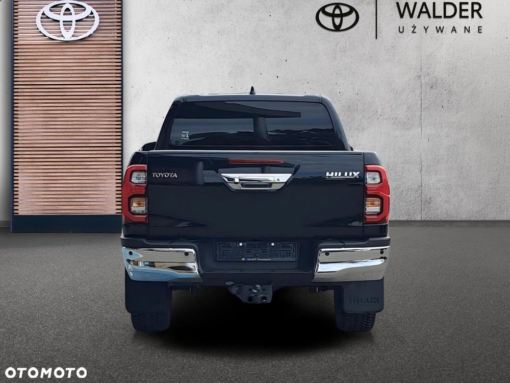 Toyota Hilux 2.8 D-4D Double Cab SR5 4x4 - 4