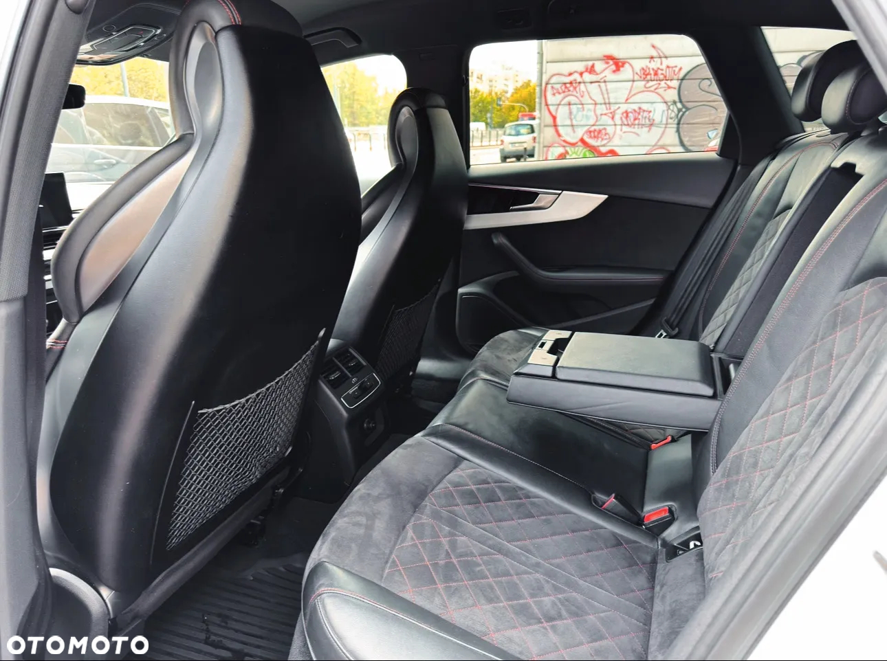 Audi A4 40 TDI Quattro S Line S tronic - 8