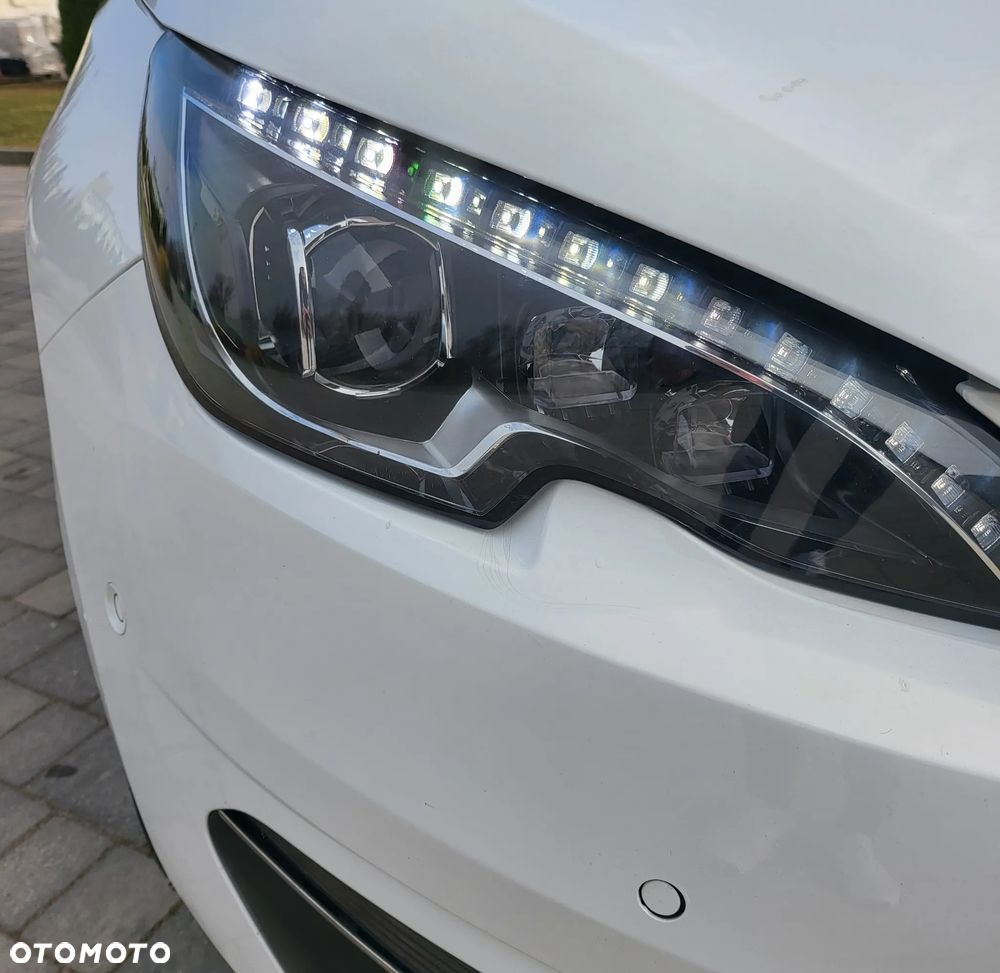 Peugeot 308 PureTech 130 EAT6 Stop & Start Allure - 3