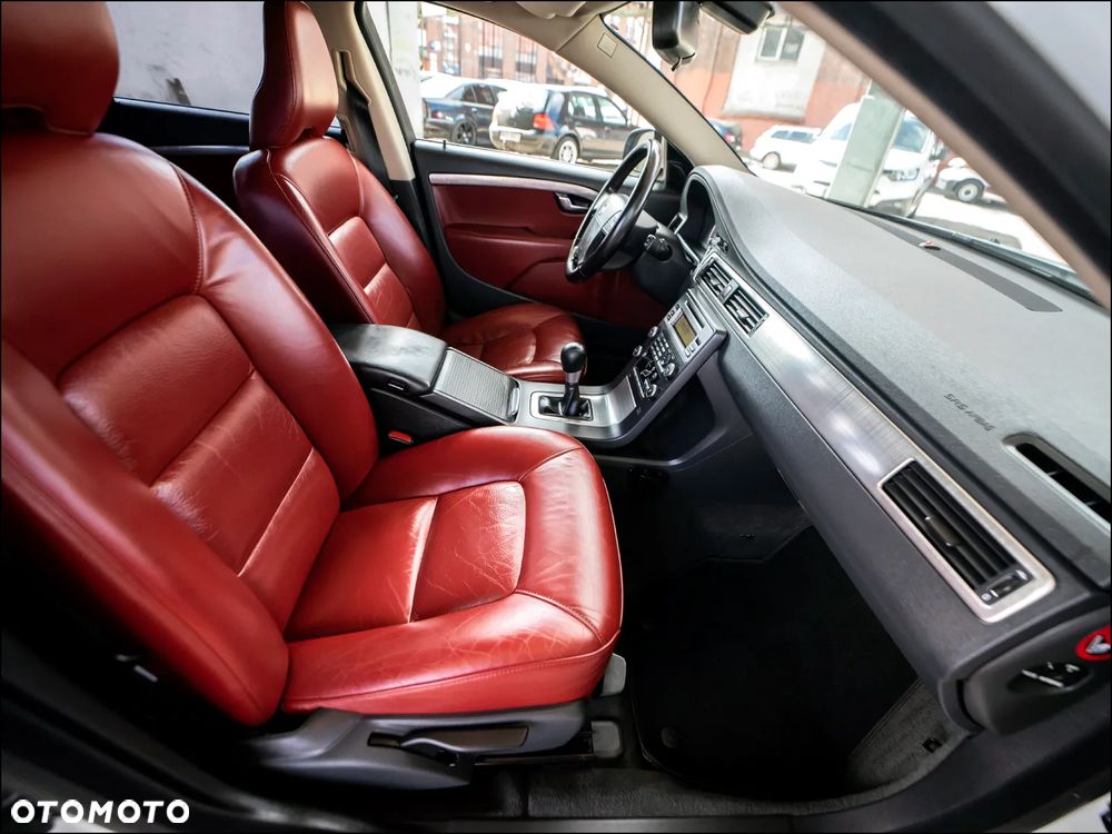Volvo V70 - 36