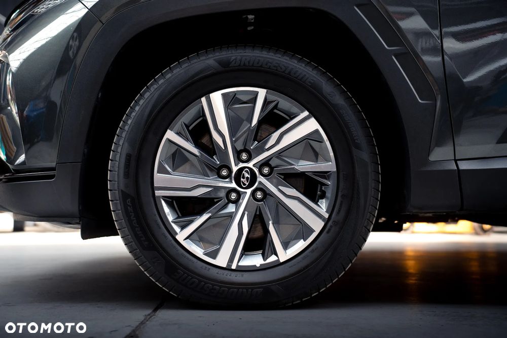 Hyundai Tucson 1.6 T-GDi HEV Executive 2WD - 25