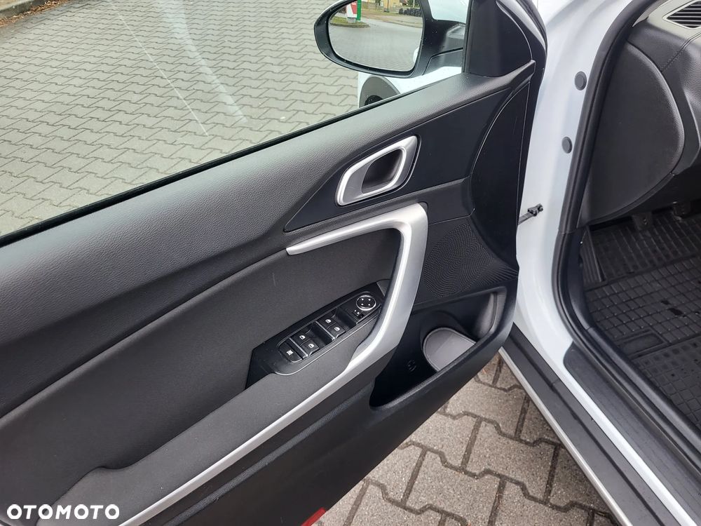 Kia XCeed 1.0 T-GDI M - 8