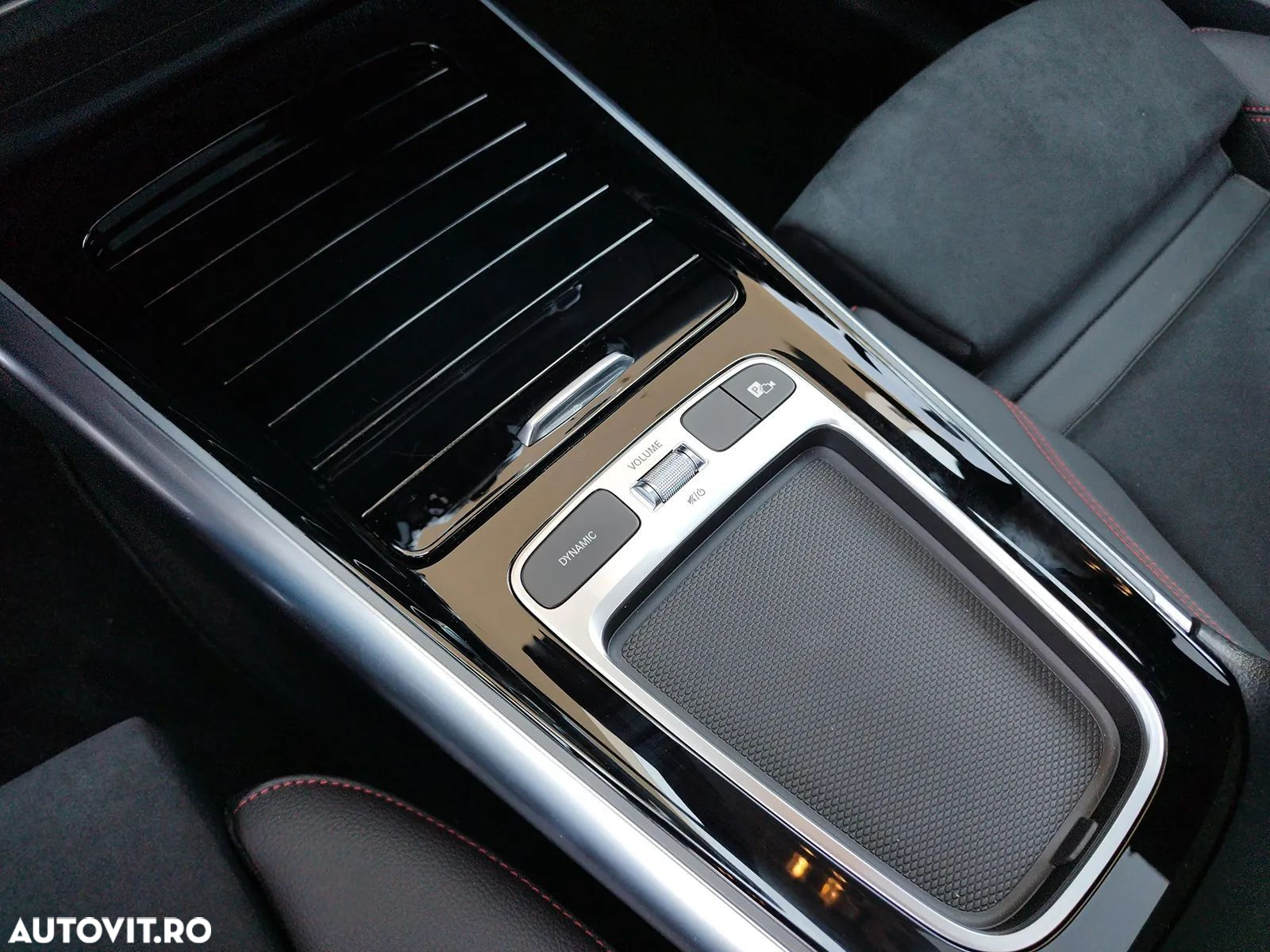 Mercedes-Benz GLA 250 e - 20