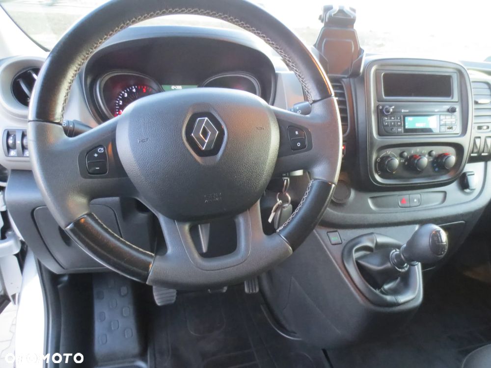 Renault Trafic - 11