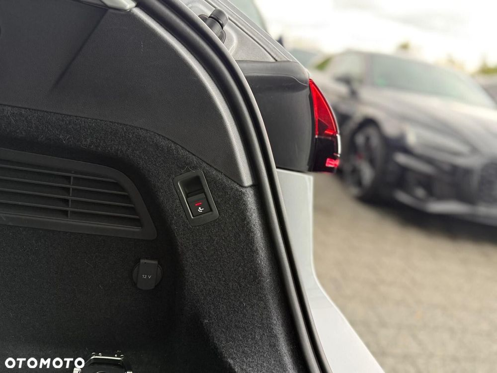 Audi A6 Avant - 15