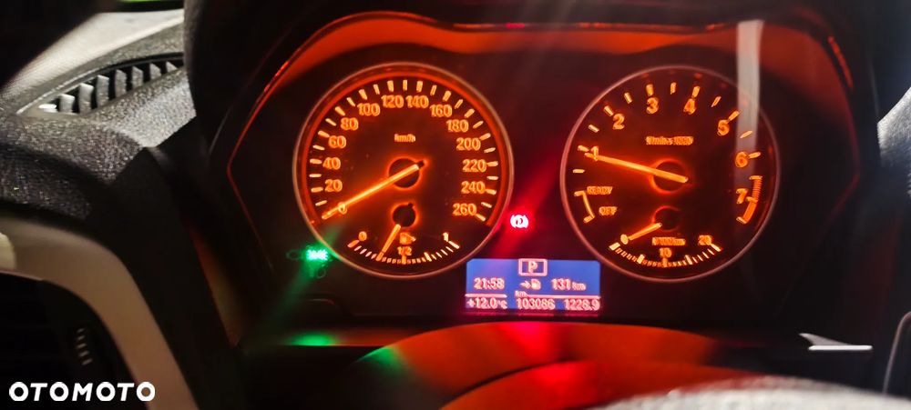 BMW Seria 1 118i Edition Metropolitan - 4