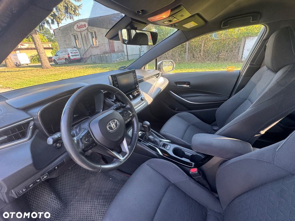 Toyota Corolla - 9