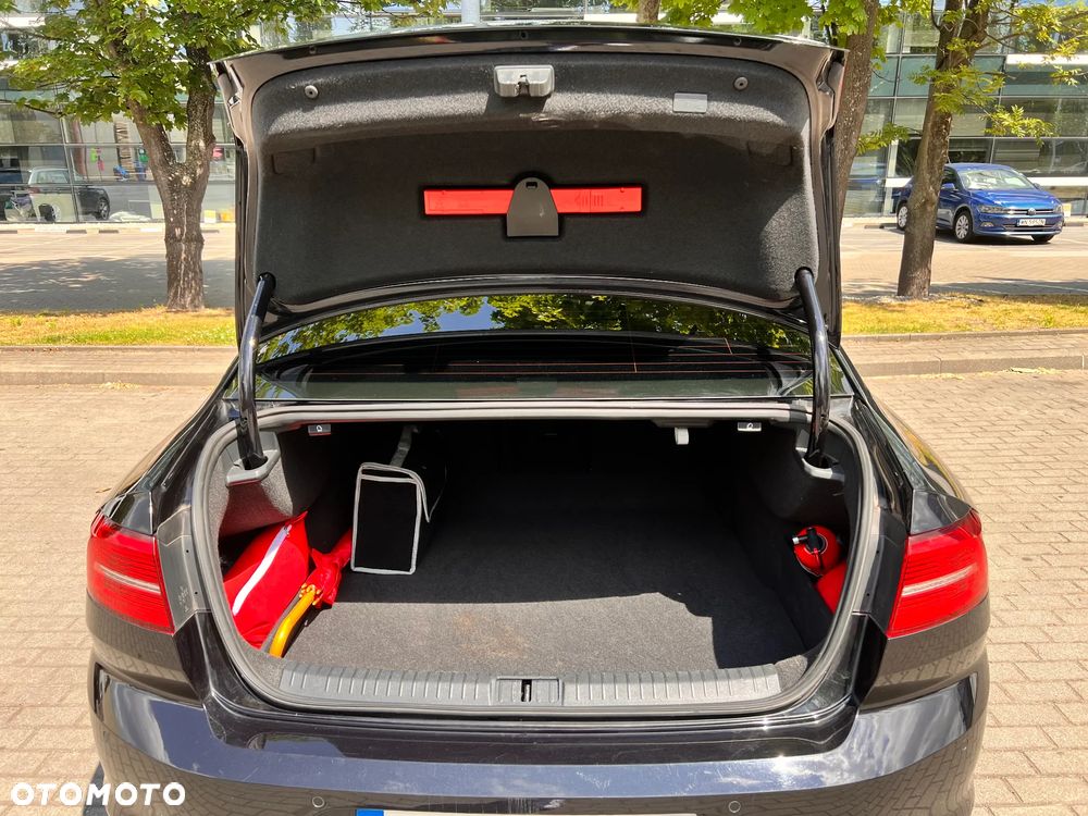 Volkswagen Passat 1.8 TSI BMT Highline DSG - 4