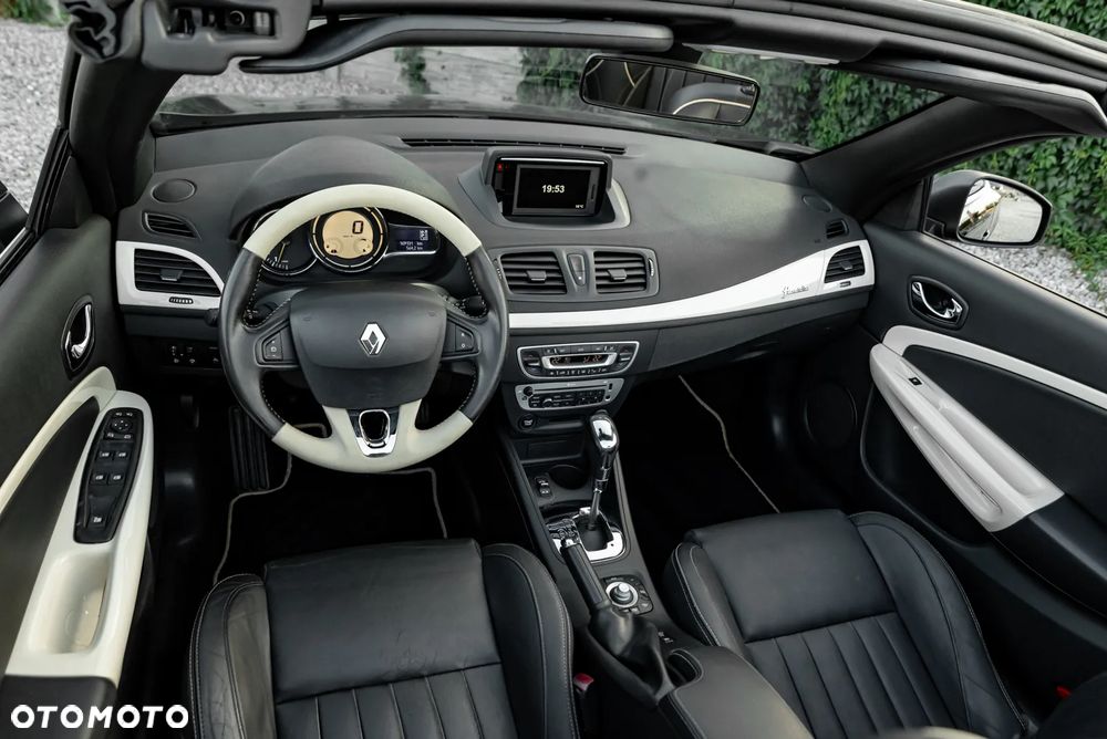 Renault Megane 2.0 140 CVT Floride Collection 2013 - 33