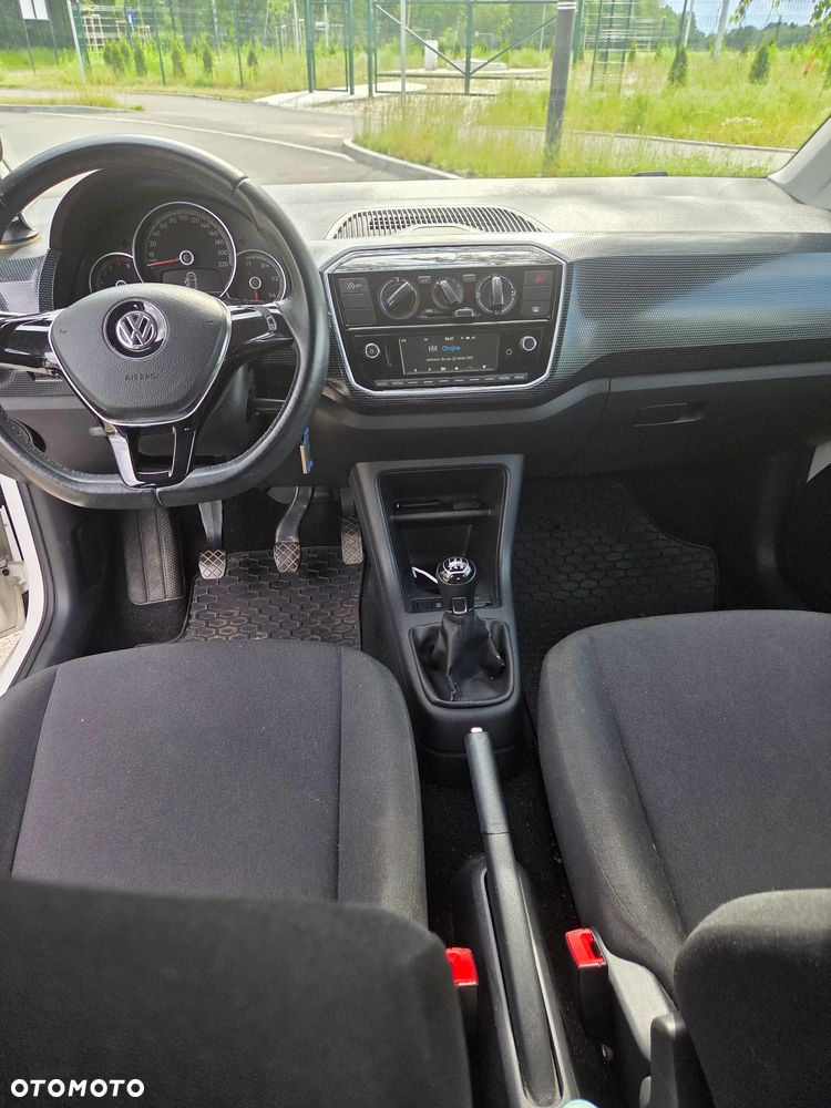 Volkswagen up! 1.0 move - 6