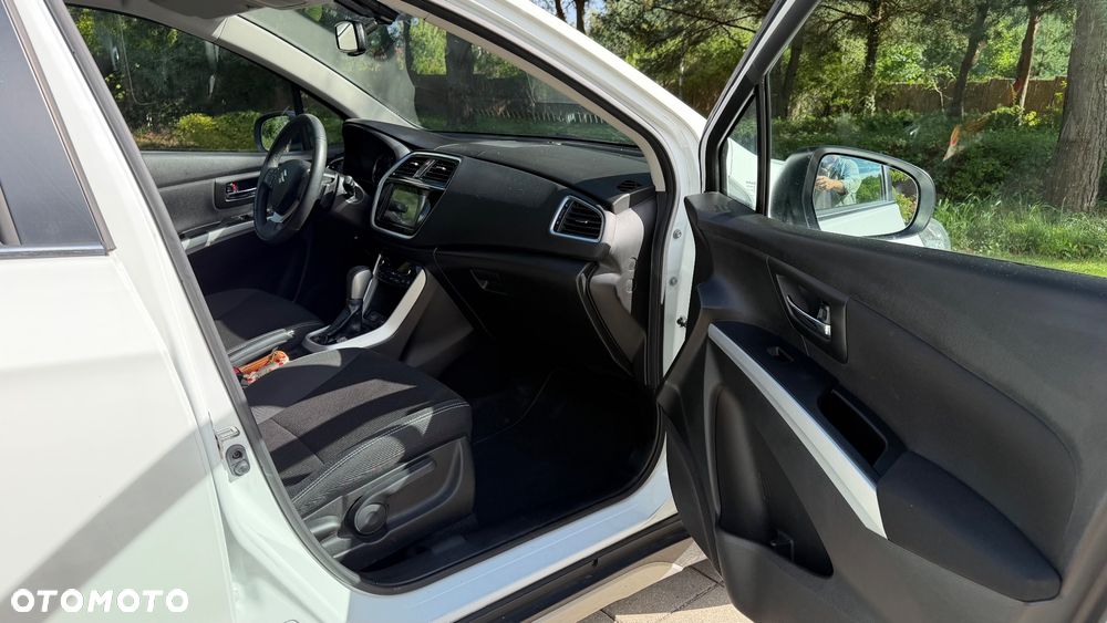 Suzuki S-Cross - 8