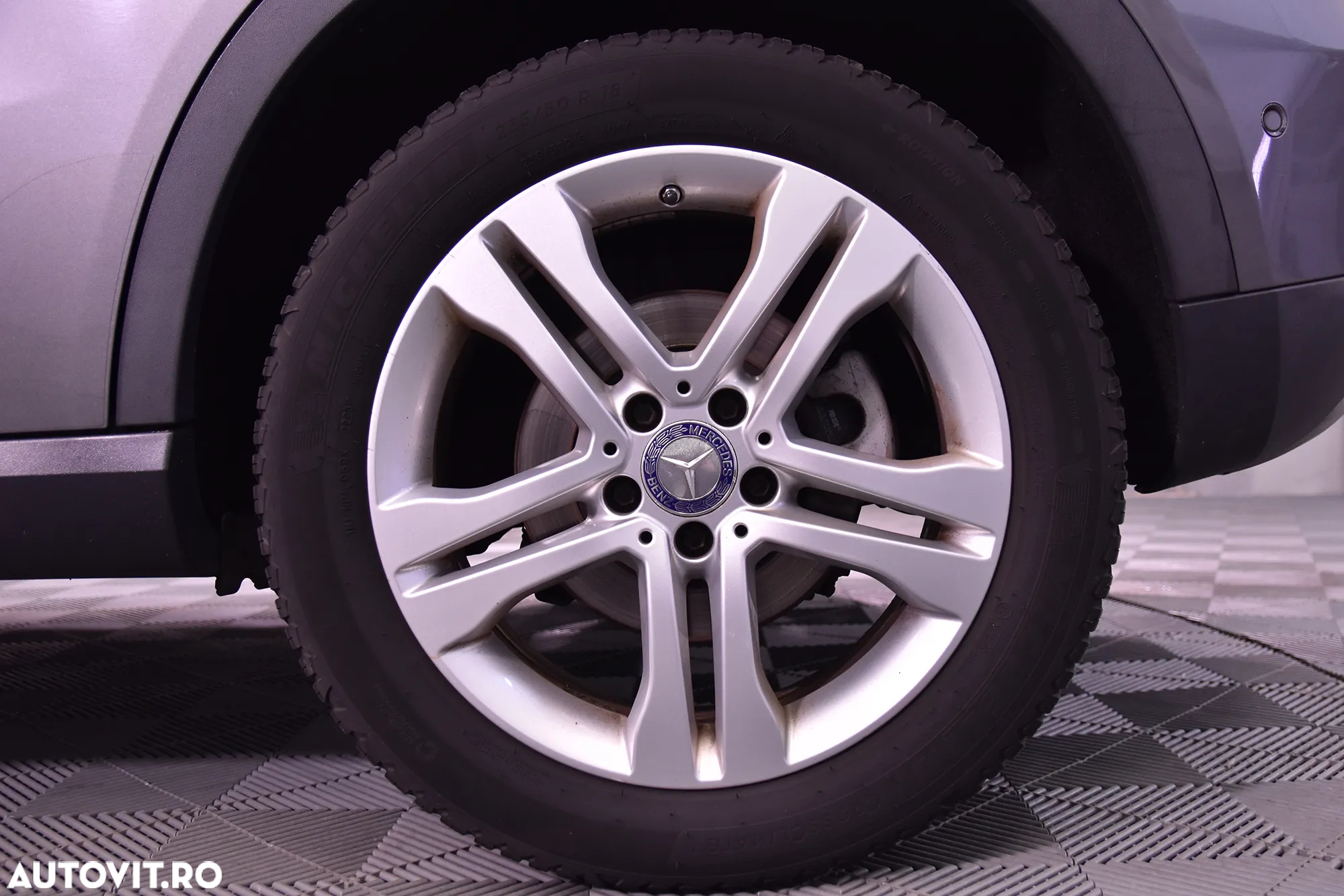 Mercedes-Benz GLA 200 7G-DCT - 13