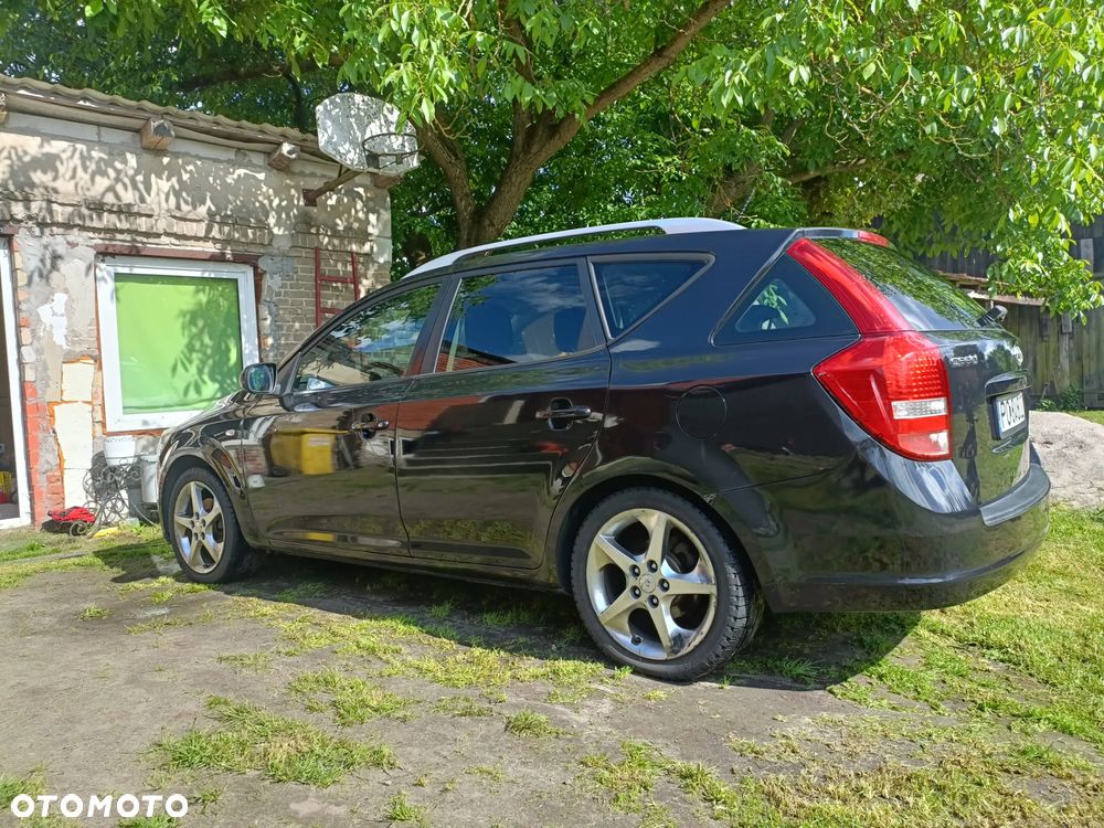 Kia Ceed 1.6 Crdi Comfort - 3