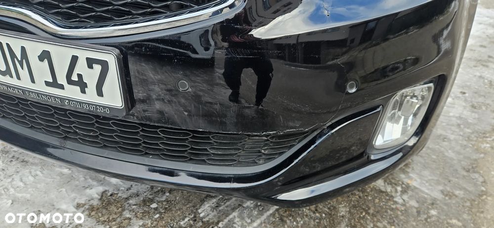 Kia Carens 1.7 CRDi 136 Dream Team Edition - 38