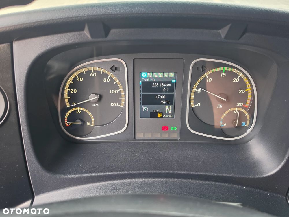 Mercedes-Benz Atego 1324 Chłodnia 6,40 m + Winda 1500 kg | 223 tys. km | zadbany  EURO 6 - 25