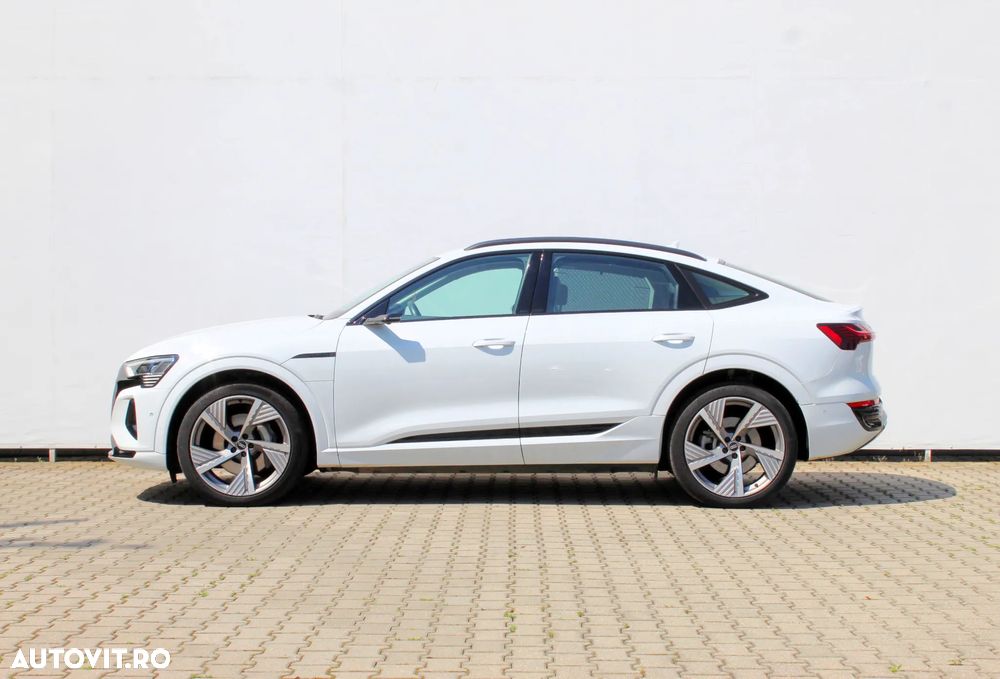 Audi Q8 Sportback e-tron 55 quattro Advanced - 3