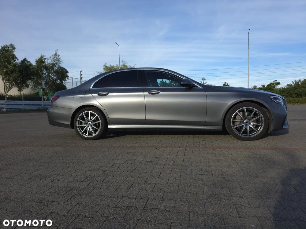 Mercedes-Benz Klasa E - 8