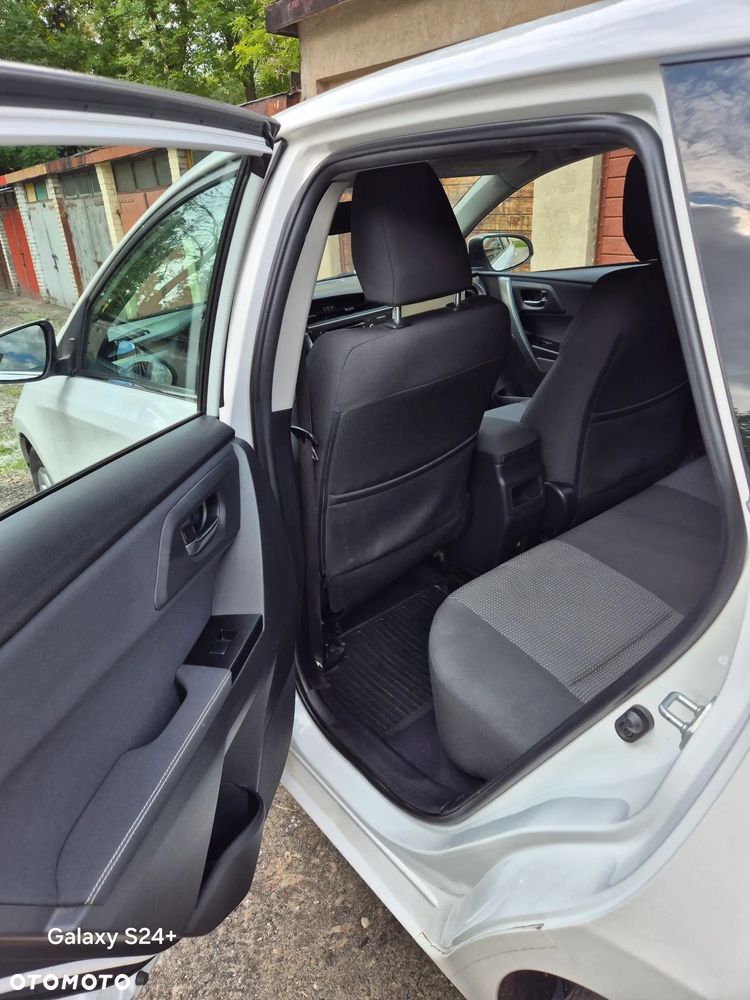 Toyota Auris 1.33 VVT-i Premium - 8