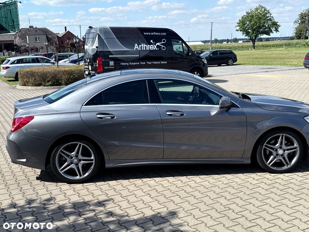 Mercedes-Benz CLA 250 4-Matic AMG Line - 15