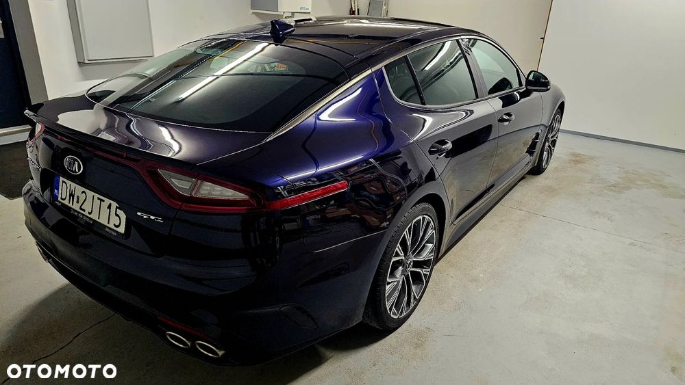 Kia Stinger 2.0 T-GDI GT Line - 17