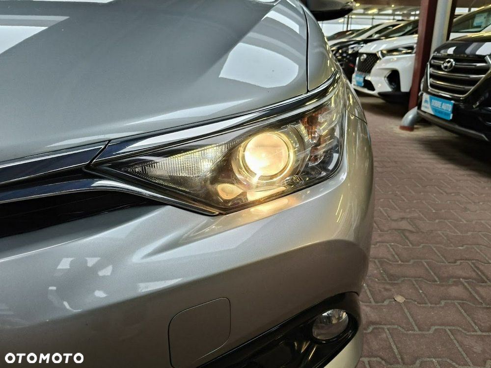 Toyota Auris 1.8 VVT-i Automatik Edition S+ - 8
