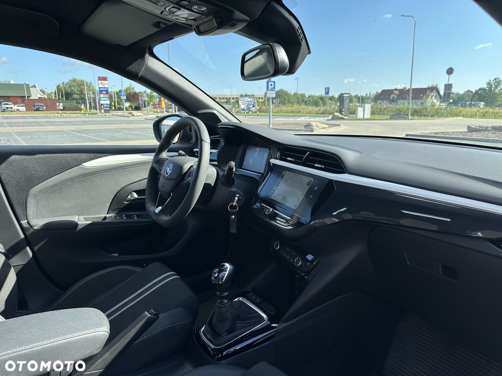 Opel Corsa 1.2 T GS S&S - 13