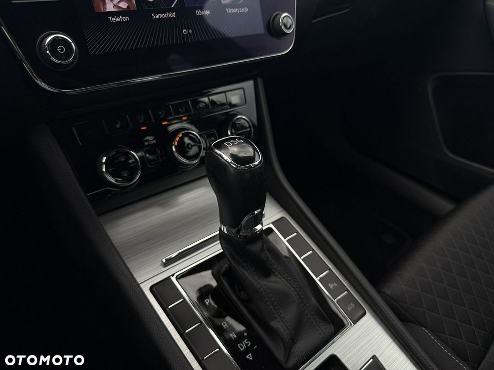 Skoda Superb 2.0 TDI SCR Ambition DSG - 27