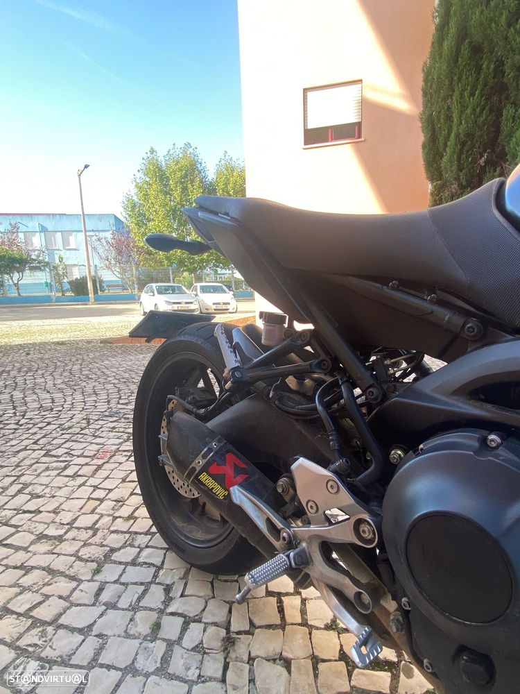 Yamaha MT-09 - 12