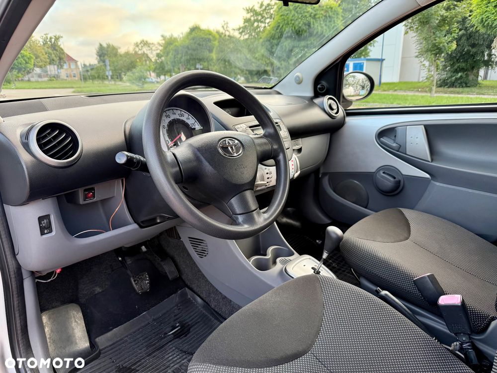 Toyota Aygo 1.0 VVT-i Luna MM A/C - 14