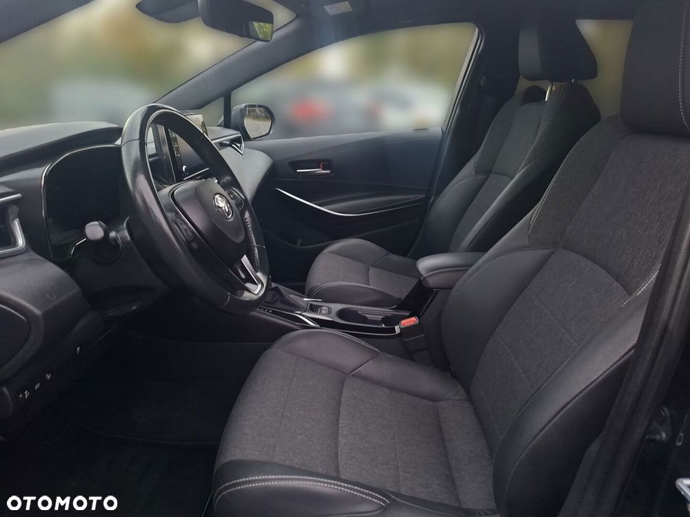 Toyota Corolla 1.8 Hybrid Comfort - 13
