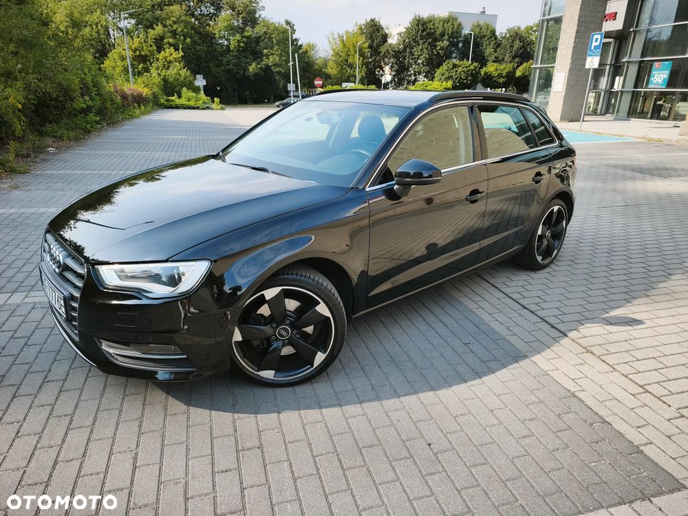 Audi A3 Sportback 2.0 TDI (clean diesel) quattro S tronic Ambiente - 10