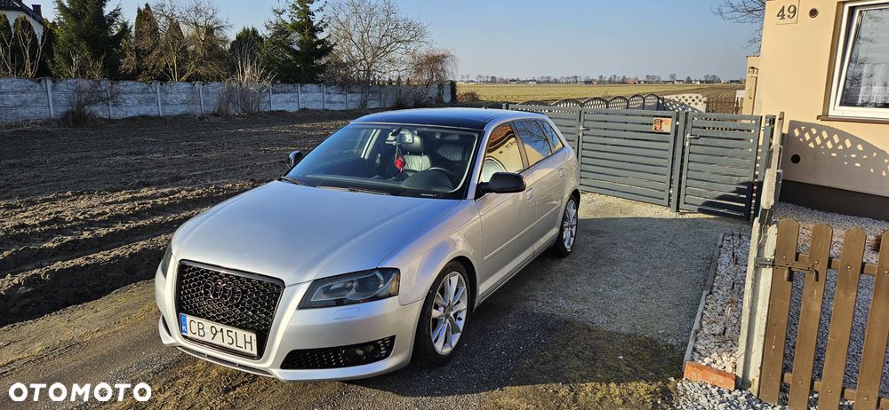 Audi A3 Sportback 2.0 TDI DPF (DSG) S tronic Ambiente - 1