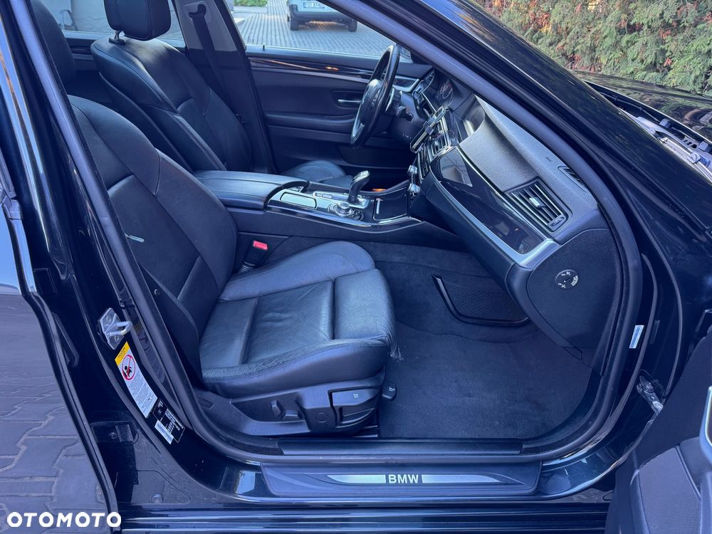 BMW Seria 5 520d - 12