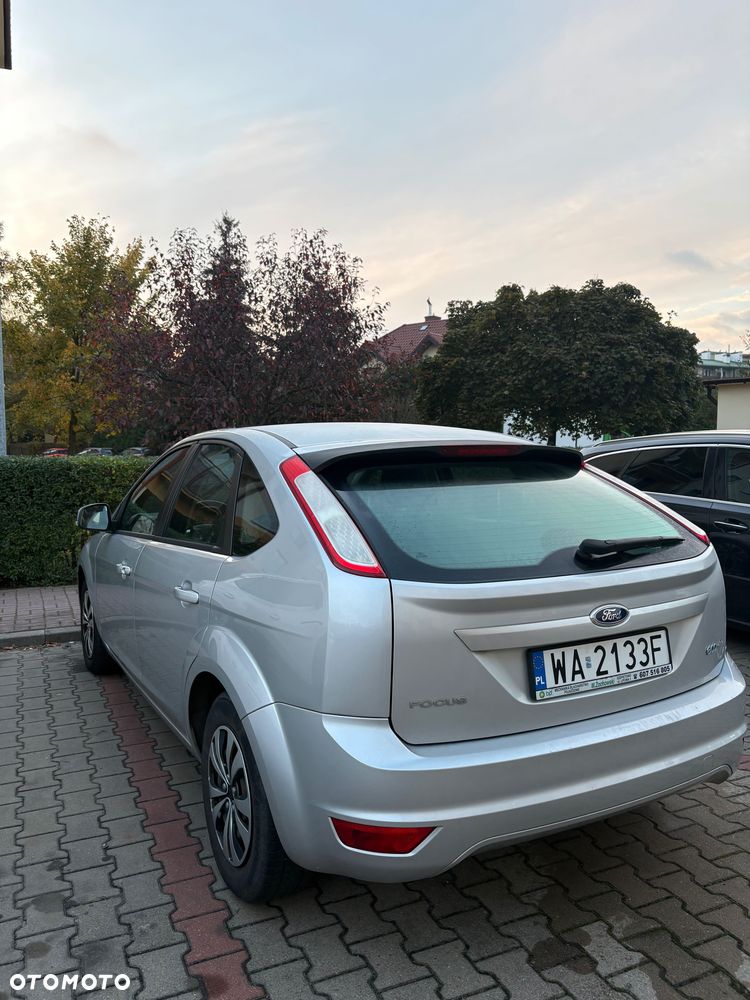 Ford Focus 2010 photo 3