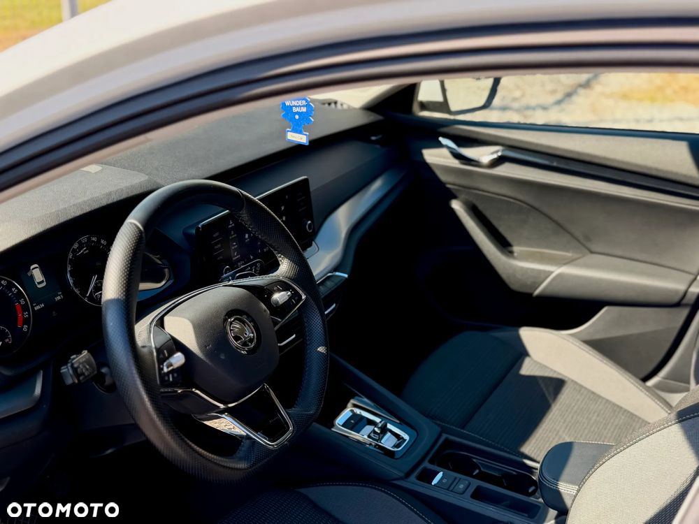 Skoda Octavia 2.0 TDI Ambition DSG - 17