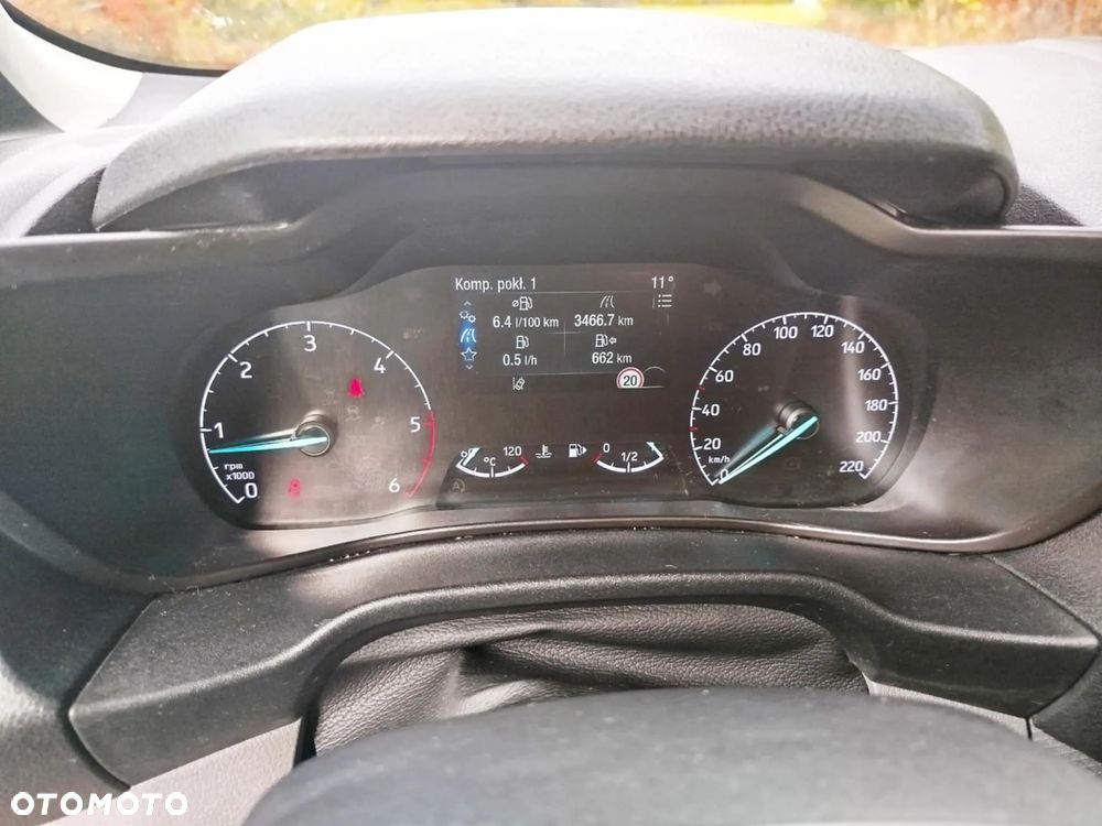 Ford Tourneo Connect 1.5 TDCi Titanium - 12