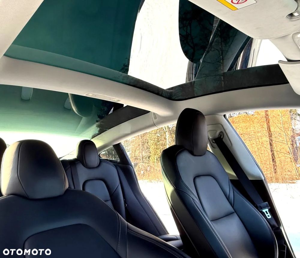 Tesla Model 3 Long Range AWD - 37