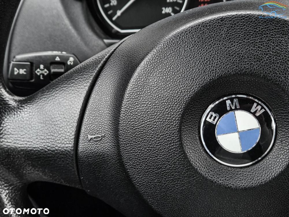 BMW Seria 1 118d - 23