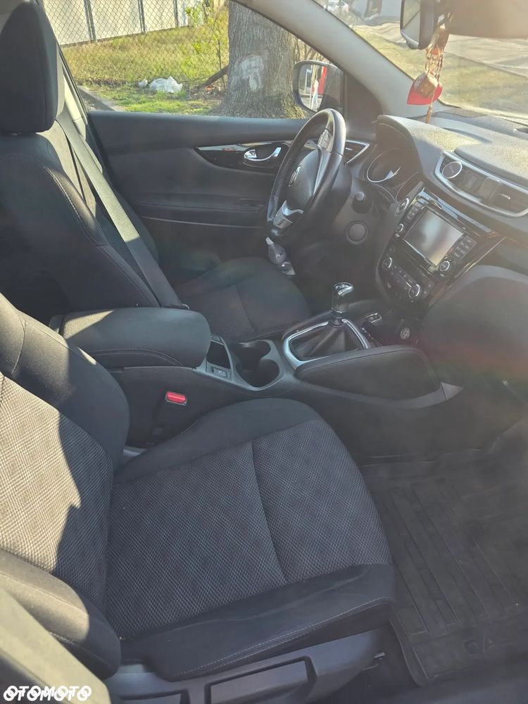 Nissan Qashqai - 23