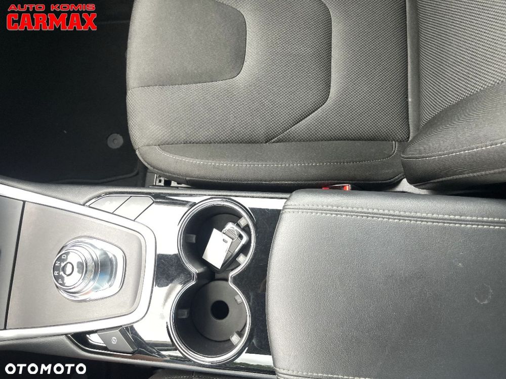 Ford S-Max - 30