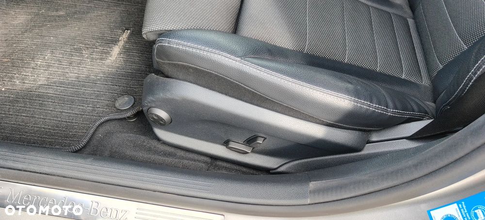 Mercedes-Benz Klasa C 220 d 9G-TRONIC - 13