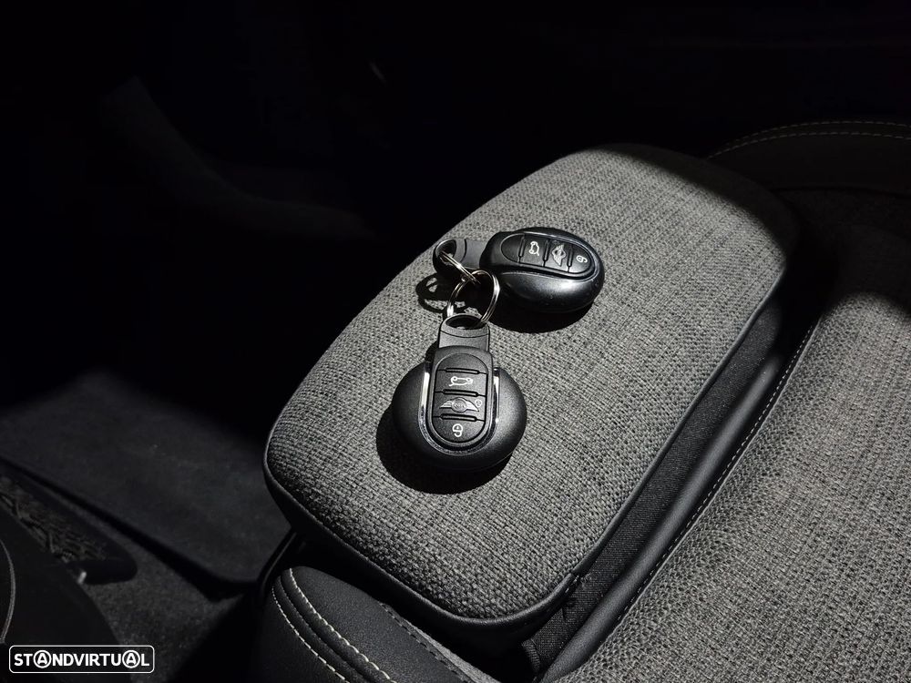 MINI 3 Portas Cooper S - 38