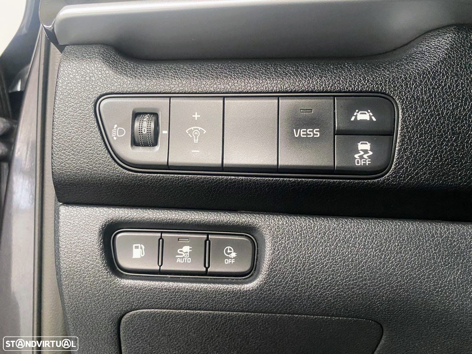Kia Niro 1.6 GDi PHEV Tech - 17