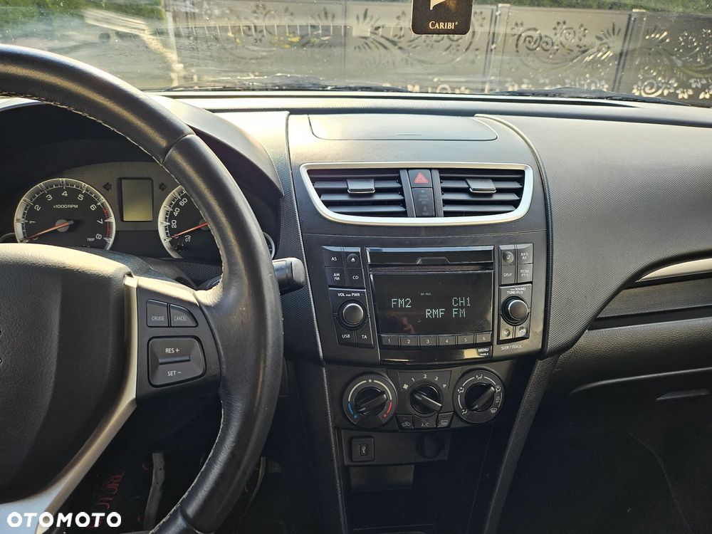 Suzuki Swift 1.2 Premium - 19