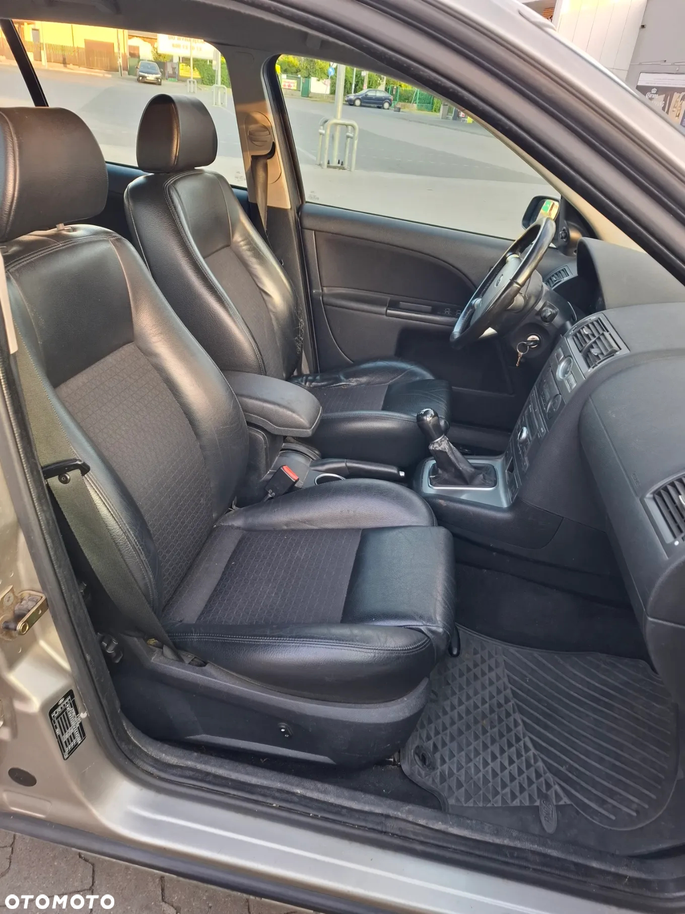 Ford Mondeo 2.0 TDCi Trend - 10