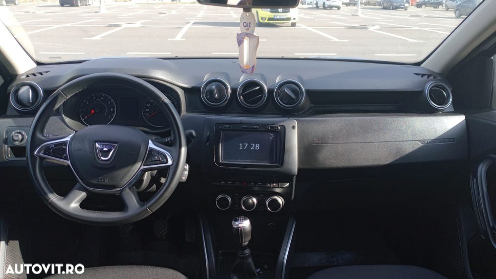 Dacia Duster 1.6 SCe 4WD Essential - 7