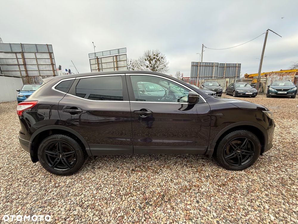 Nissan Qashqai 1.6 DCi Xtronic N-Connecta - 6